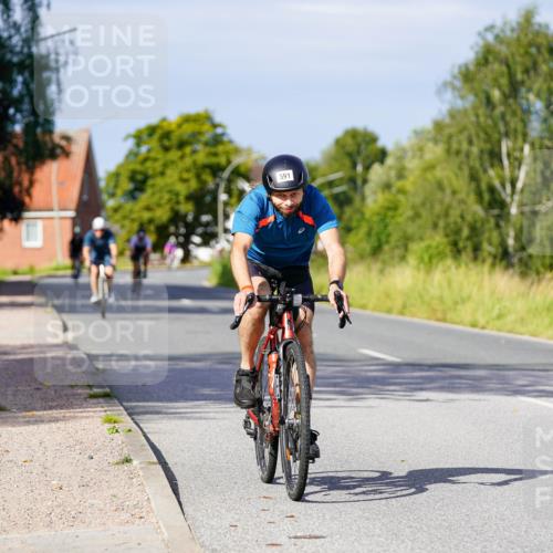 31.08.2025 - Elbe Triathlon Hamburg Michael Burmester http://msf.ph/oto/8679156 31.08.2025 10:37:47 Radfahren 749, 978, 1049, 1133 meine-sportfotos.de