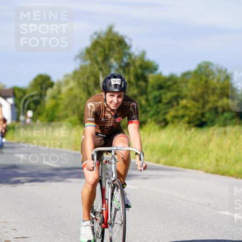 31.08.2025 - Elbe Triathlon Hamburg Michael Burmester http://msf.ph/oto/8679213 31.08.2025 10:38:01 Radfahren 950, 1051, 1070, 1088, 1166, 1315 meine-sportfotos.de