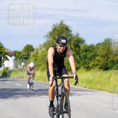 31.08.2025 - Elbe Triathlon Hamburg Michael Burmester http://msf.ph/oto/8679226 31.08.2025 10:38:02 Radfahren 950, 981, 1051, 1070, 1088, 1166, 1315 meine-sportfotos.de