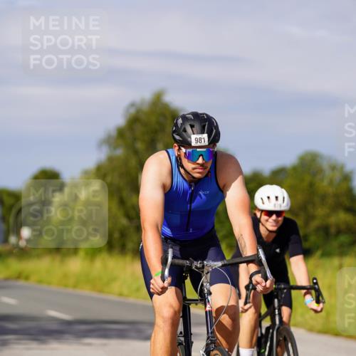 31.08.2025 - Elbe Triathlon Hamburg Michael Burmester http://msf.ph/oto/8679256 31.08.2025 10:38:09 Radfahren 879, 981, 1016, 1047, 1083 meine-sportfotos.de