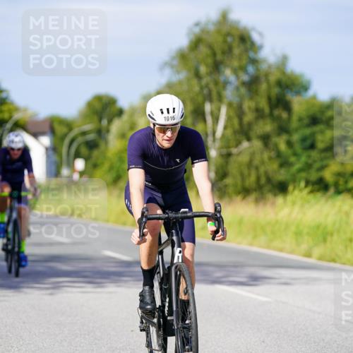 31.08.2025 - Elbe Triathlon Hamburg Michael Burmester http://msf.ph/oto/8679286 31.08.2025 10:38:15 Radfahren 824, 832, 844, 1016, 1047, 1048, 1083, 1152 meine-sportfotos.de