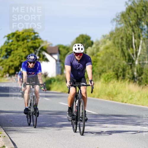 31.08.2025 - Elbe Triathlon Hamburg Michael Burmester http://msf.ph/oto/8679333 31.08.2025 10:38:25 Radfahren 783, 790, 942, 965, 971, 1077, 1106, 1109 meine-sportfotos.de