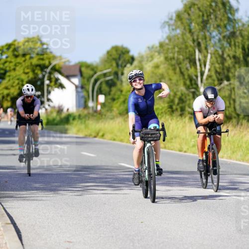 31.08.2025 - Elbe Triathlon Hamburg Michael Burmester http://msf.ph/oto/8679351 31.08.2025 10:38:28 Radfahren 783, 790, 795, 942, 971, 1077, 1106, 1109 meine-sportfotos.de