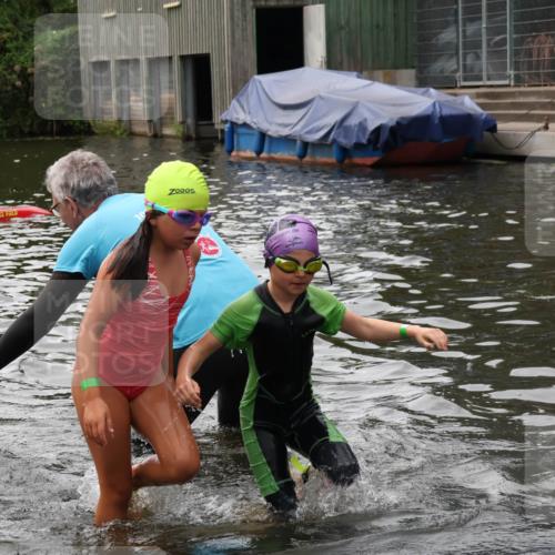 31.08.2025 - Elbe Triathlon Hamburg Luisa Fischer http://msf.ph/oto/8679441 31.08.2025 12:47:47 Schwimmen 1700, 1702, 1708, 1710, 1716, 1717, 1719 meine-sportfotos.de