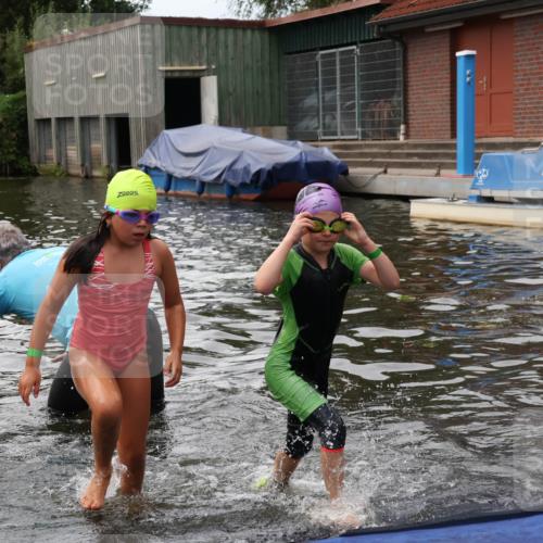 31.08.2025 - Elbe Triathlon Hamburg Luisa Fischer http://msf.ph/oto/8679445 31.08.2025 12:47:47 Schwimmen 1700, 1702, 1708, 1710, 1716, 1717, 1719 meine-sportfotos.de