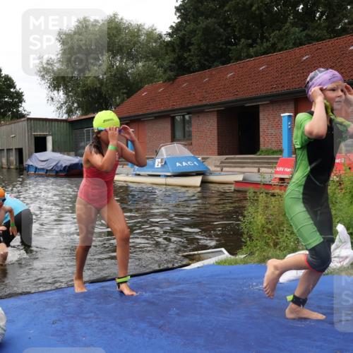 31.08.2025 - Elbe Triathlon Hamburg Luisa Fischer http://msf.ph/oto/8679453 31.08.2025 12:47:49 Schwimmen 1700, 1702, 1708, 1710, 1716, 1717, 1719 meine-sportfotos.de