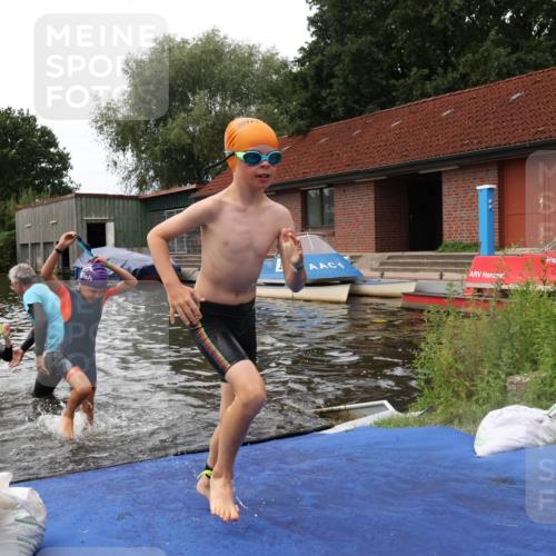 31.08.2025 - Elbe Triathlon Hamburg Luisa Fischer http://msf.ph/oto/8679462 31.08.2025 12:47:51 Schwimmen 1700, 1702, 1708, 1710, 1716, 1717, 1719 meine-sportfotos.de