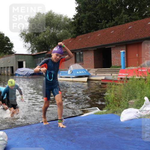 31.08.2025 - Elbe Triathlon Hamburg Luisa Fischer http://msf.ph/oto/8679469 31.08.2025 12:47:52 Schwimmen 1700, 1702, 1708, 1710, 1716, 1717, 1719 meine-sportfotos.de