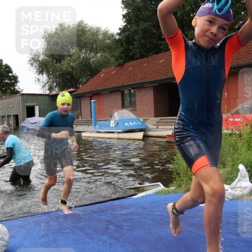 31.08.2025 - Elbe Triathlon Hamburg Luisa Fischer http://msf.ph/oto/8679476 31.08.2025 12:47:53 Schwimmen 1700, 1702, 1708, 1710, 1717, 1719 meine-sportfotos.de