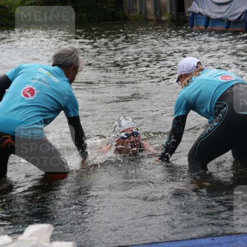 31.08.2025 - Elbe Triathlon Hamburg Luisa Fischer http://msf.ph/oto/8679557 31.08.2025 14:02:48 Schwimmen 133, 137, 160 meine-sportfotos.de