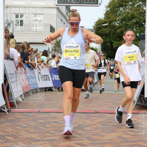 31.08.2025 - 21. Blankeneser Heldenlauf Strokosch-Dieckow http://msf.ph/oto/8679591 31.08.2025 10:25:11 Ziel 2641, 2357, 2183, 2717, 2285, 2286, 2331, 2053, 2359, 2661 meine-sportfotos.de