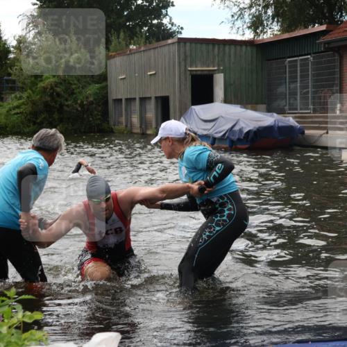 31.08.2025 - Elbe Triathlon Hamburg Luisa Fischer http://msf.ph/oto/8679684 31.08.2025 14:03:53 Schwimmen 131, 139, 163 meine-sportfotos.de
