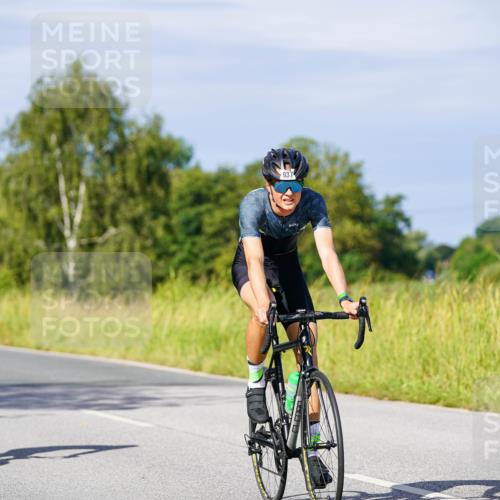 31.08.2025 - Elbe Triathlon Hamburg Michael Burmester http://msf.ph/oto/8679704 31.08.2025 10:39:41 Radfahren 762, 812, 937, 961, 964, 1075, 1091, 1149 meine-sportfotos.de