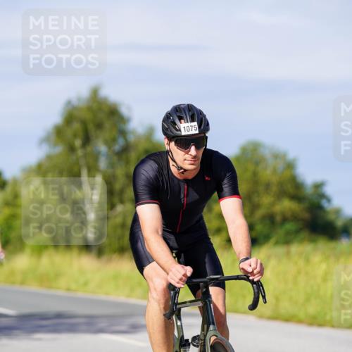 31.08.2025 - Elbe Triathlon Hamburg Michael Burmester http://msf.ph/oto/8679710 31.08.2025 10:39:42 Radfahren 762, 812, 937, 961, 964, 1075, 1091, 1149 meine-sportfotos.de