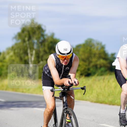 31.08.2025 - Elbe Triathlon Hamburg Michael Burmester http://msf.ph/oto/8679723 31.08.2025 10:39:44 Radfahren 762, 937, 961, 964, 1075, 1080, 1149 meine-sportfotos.de
