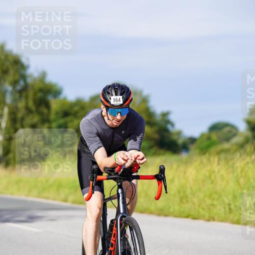 31.08.2025 - Elbe Triathlon Hamburg Michael Burmester http://msf.ph/oto/8679741 31.08.2025 10:39:48 Radfahren 964, 994, 1080, 1145, 1149 meine-sportfotos.de