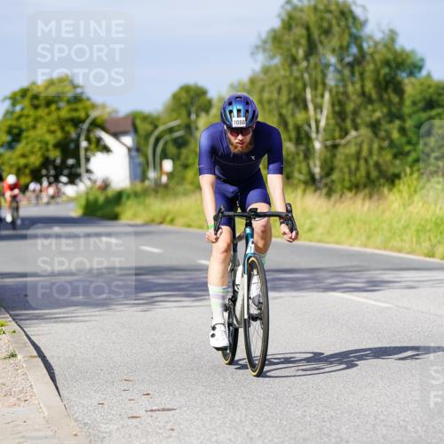 31.08.2025 - Elbe Triathlon Hamburg Michael Burmester http://msf.ph/oto/8679747 31.08.2025 10:39:49 Radfahren 964, 994, 1080, 1145, 1149 meine-sportfotos.de