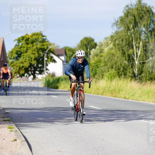 31.08.2025 - Elbe Triathlon Hamburg Michael Burmester http://msf.ph/oto/8679778 31.08.2025 10:39:58 Radfahren 962, 994, 1158, 1286 meine-sportfotos.de