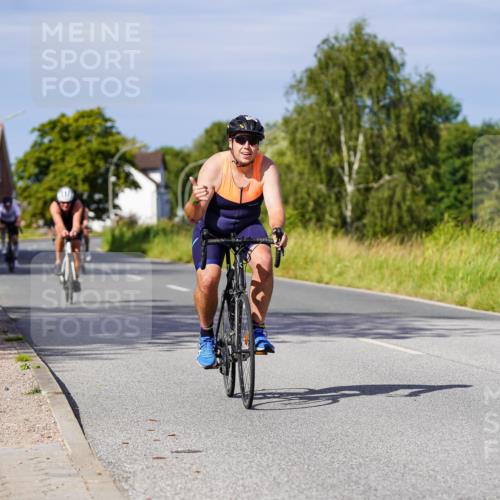 31.08.2025 - Elbe Triathlon Hamburg Michael Burmester http://msf.ph/oto/8679798 31.08.2025 10:40:02 Radfahren 962, 1095, 1158, 1286 meine-sportfotos.de