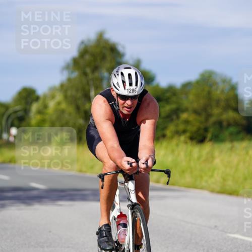 31.08.2025 - Elbe Triathlon Hamburg Michael Burmester http://msf.ph/oto/8679820 31.08.2025 10:40:04 Radfahren 1095, 1158, 1286 meine-sportfotos.de