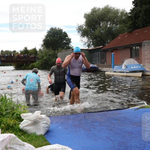 31.08.2025 - Elbe Triathlon Hamburg Luisa Fischer http://msf.ph/oto/8679828 31.08.2025 14:04:27 Schwimmen 121, 123, 124, 132, 135, 141, 143, 152, 156 meine-sportfotos.de
