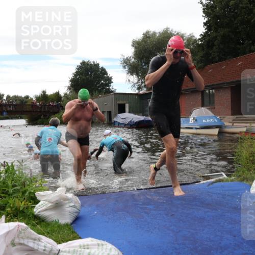 31.08.2025 - Elbe Triathlon Hamburg Luisa Fischer http://msf.ph/oto/8679846 31.08.2025 14:04:31 Schwimmen 121, 123, 124, 132, 135, 141, 143, 152, 156, 161 meine-sportfotos.de