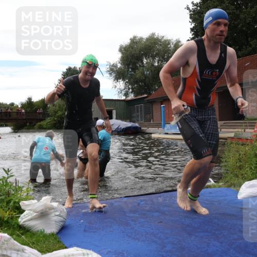 31.08.2025 - Elbe Triathlon Hamburg Luisa Fischer http://msf.ph/oto/8679900 31.08.2025 14:04:43 Schwimmen 125, 129, 130, 146, 150, 155, 161 meine-sportfotos.de