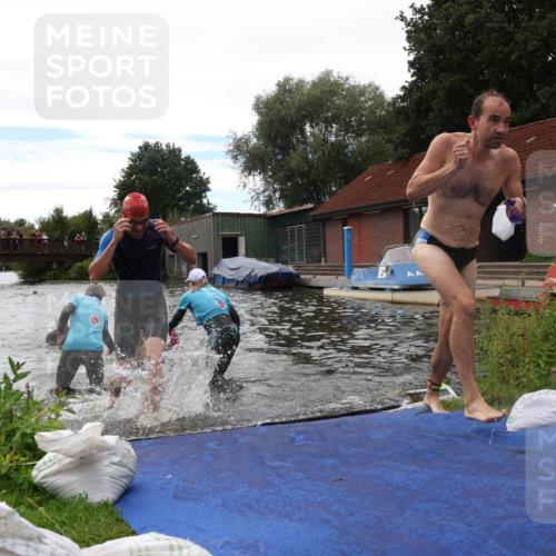 31.08.2025 - Elbe Triathlon Hamburg Luisa Fischer http://msf.ph/oto/8679915 31.08.2025 14:04:45 Schwimmen 125, 129, 130, 146, 150, 155, 161 meine-sportfotos.de
