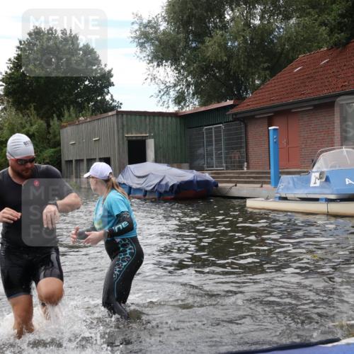 31.08.2025 - Elbe Triathlon Hamburg Luisa Fischer http://msf.ph/oto/8679924 31.08.2025 14:04:50 Schwimmen 130, 146, 150 meine-sportfotos.de