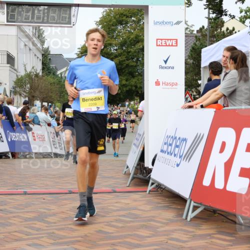 31.08.2025 - 21. Blankeneser Heldenlauf Strokosch-Dieckow http://msf.ph/oto/8679947 31.08.2025 10:31:01 Ziel 2594, 2376, 2209, 2136, 2600, 2206, 2018 meine-sportfotos.de