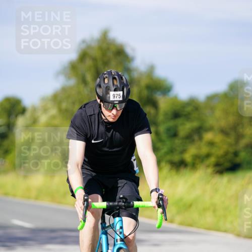 31.08.2025 - Elbe Triathlon Hamburg Michael Burmester http://msf.ph/oto/8679952 31.08.2025 10:40:54 Radfahren 792, 933, 975, 1060, 1129 meine-sportfotos.de