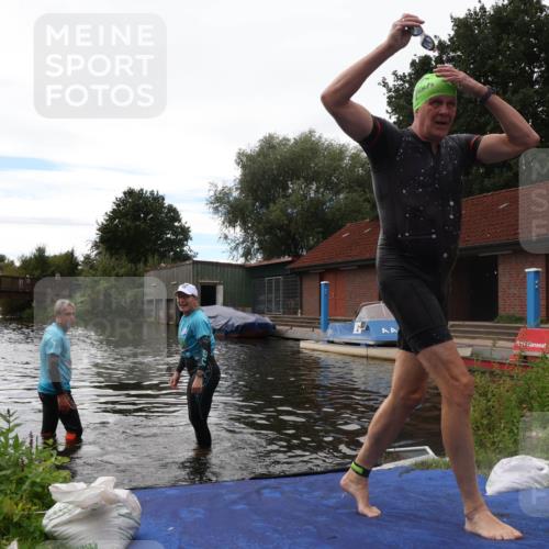 31.08.2025 - Elbe Triathlon Hamburg Luisa Fischer http://msf.ph/oto/8680044 31.08.2025 14:06:32 Schwimmen 154 meine-sportfotos.de