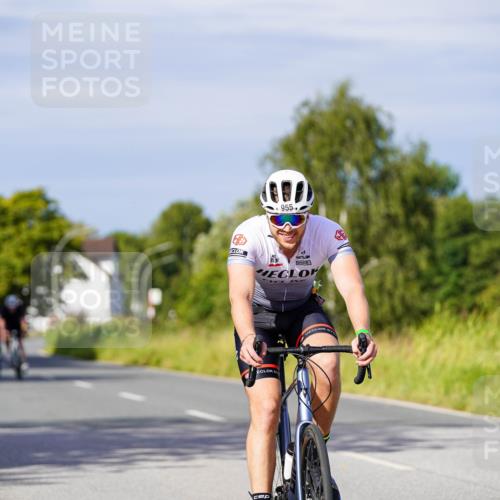 31.08.2025 - Elbe Triathlon Hamburg Michael Burmester http://msf.ph/oto/8680076 31.08.2025 10:41:35 Radfahren 955, 1003, 1022, 1035, 1062, 1096, 1279 meine-sportfotos.de