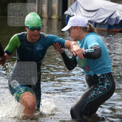 31.08.2025 - Elbe Triathlon Hamburg Luisa Fischer http://msf.ph/oto/8680085 31.08.2025 14:29:38 Schwimmen  meine-sportfotos.de