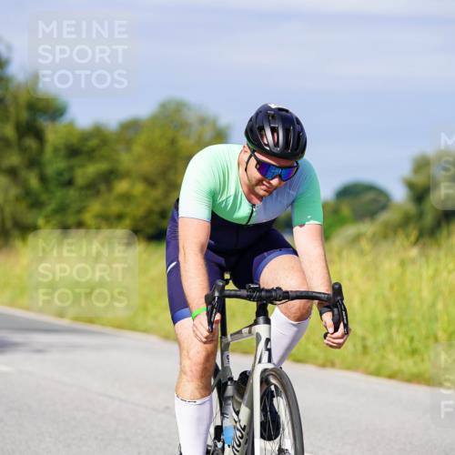 31.08.2025 - Elbe Triathlon Hamburg Michael Burmester http://msf.ph/oto/8680221 31.08.2025 10:42:23 Radfahren 992, 993, 1008, 1323 meine-sportfotos.de
