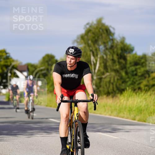 31.08.2025 - Elbe Triathlon Hamburg Michael Burmester http://msf.ph/oto/8680248 31.08.2025 10:42:31 Radfahren 954, 973, 1008, 1026, 1055, 1105, 1160, 1303, 1321, 1323 meine-sportfotos.de