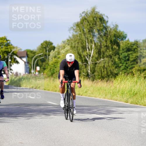 31.08.2025 - Elbe Triathlon Hamburg Michael Burmester http://msf.ph/oto/8680300 31.08.2025 10:42:45 Radfahren 1013, 1074, 1154 meine-sportfotos.de
