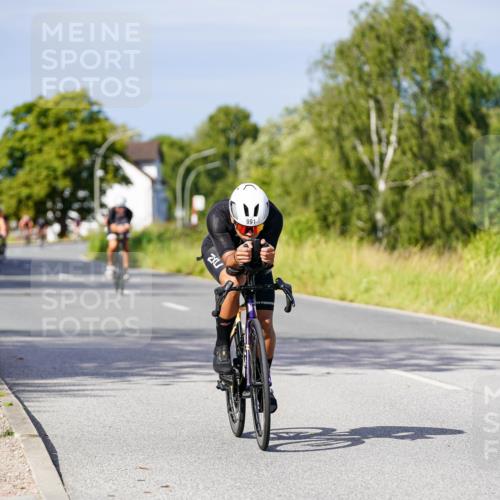 31.08.2025 - Elbe Triathlon Hamburg Michael Burmester http://msf.ph/oto/8680345 31.08.2025 10:43:00 Radfahren 991, 1098, 1219, 1305, 1329 meine-sportfotos.de
