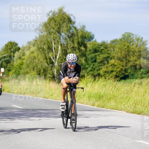 31.08.2025 - Elbe Triathlon Hamburg Michael Burmester http://msf.ph/oto/8680352 31.08.2025 10:43:03 Radfahren 806, 991, 1010, 1103, 1219, 1305, 1327 meine-sportfotos.de