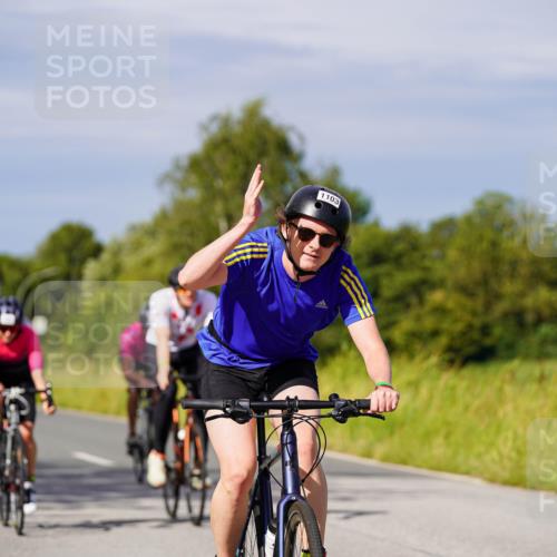 31.08.2025 - Elbe Triathlon Hamburg Michael Burmester http://msf.ph/oto/8680375 31.08.2025 10:43:09 Radfahren 806, 1010, 1020, 1103, 1196, 1280, 1299, 1327 meine-sportfotos.de