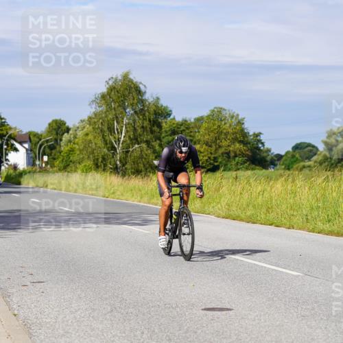 31.08.2025 - Elbe Triathlon Hamburg Michael Burmester http://msf.ph/oto/8680397 31.08.2025 10:43:14 Radfahren 1020, 1180, 1196, 1280, 1299, 1302, 1310 meine-sportfotos.de