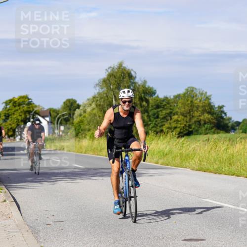 31.08.2025 - Elbe Triathlon Hamburg Michael Burmester http://msf.ph/oto/8680424 31.08.2025 10:43:20 Radfahren 958, 1108, 1180, 1227, 1248, 1302, 1310 meine-sportfotos.de