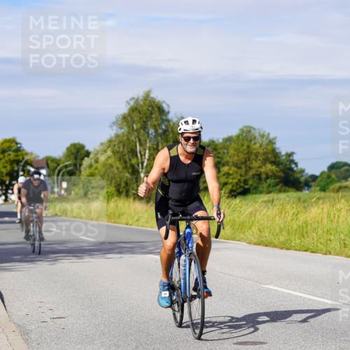 31.08.2025 - Elbe Triathlon Hamburg Michael Burmester http://msf.ph/oto/8680428 31.08.2025 10:43:20 Radfahren 958, 1108, 1180, 1227, 1248, 1302, 1310 meine-sportfotos.de