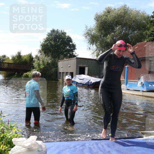 31.08.2025 - Elbe Triathlon Hamburg Luisa Fischer http://msf.ph/oto/8680445 31.08.2025 14:40:54 Schwimmen  meine-sportfotos.de