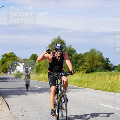 31.08.2025 - Elbe Triathlon Hamburg Michael Burmester http://msf.ph/oto/8680449 31.08.2025 10:43:25 Radfahren 958, 1108, 1227, 1248 meine-sportfotos.de