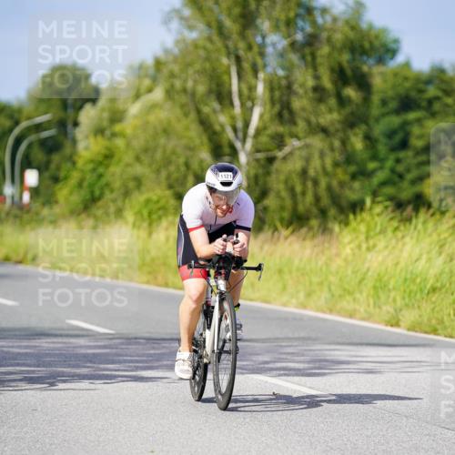 31.08.2025 - Elbe Triathlon Hamburg Michael Burmester http://msf.ph/oto/8680469 31.08.2025 10:43:46 Radfahren 890, 980, 1121, 1202, 1344 meine-sportfotos.de