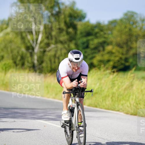 31.08.2025 - Elbe Triathlon Hamburg Michael Burmester http://msf.ph/oto/8680476 31.08.2025 10:43:46 Radfahren 890, 980, 1121, 1202, 1344 meine-sportfotos.de