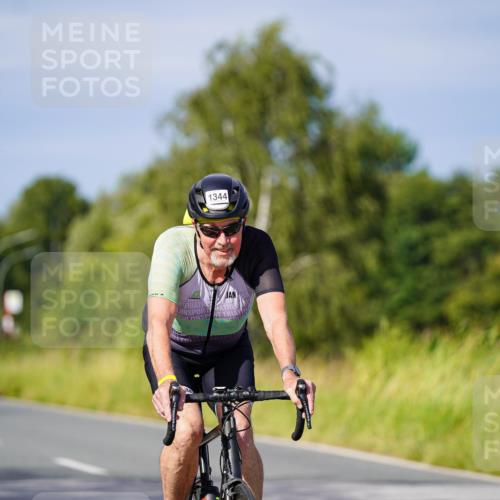 31.08.2025 - Elbe Triathlon Hamburg Michael Burmester http://msf.ph/oto/8680487 31.08.2025 10:43:49 Radfahren 890, 980, 1121, 1202, 1283, 1344 meine-sportfotos.de