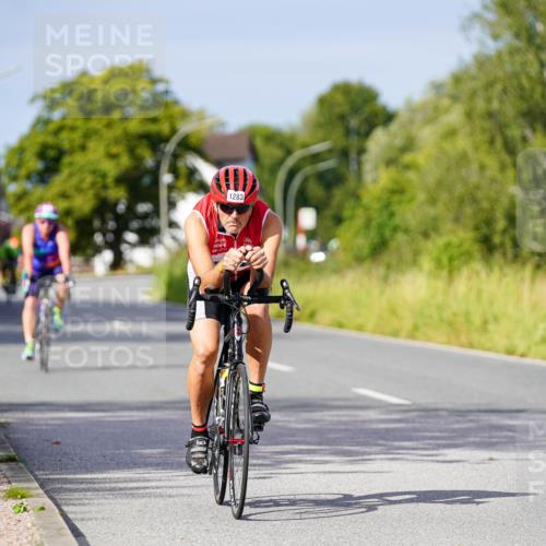 31.08.2025 - Elbe Triathlon Hamburg Michael Burmester http://msf.ph/oto/8680506 31.08.2025 10:43:55 Radfahren 890, 1202, 1283, 1306 meine-sportfotos.de