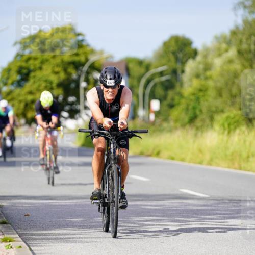 31.08.2025 - Elbe Triathlon Hamburg Michael Burmester http://msf.ph/oto/8680597 31.08.2025 10:44:27 Radfahren 951, 1313, 1322 meine-sportfotos.de